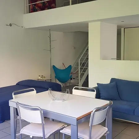 Semesterbostad Casa Nicky *